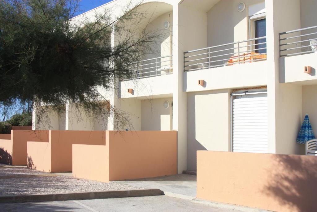 Les Stoechades Lejlighedshotel Hyères Værelse billede